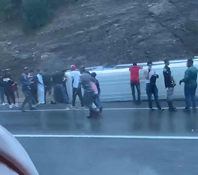 APARATOSO SUCESO EN PLENA CALLE