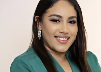 EN SU APARTAMENTO RESIDENCIAL